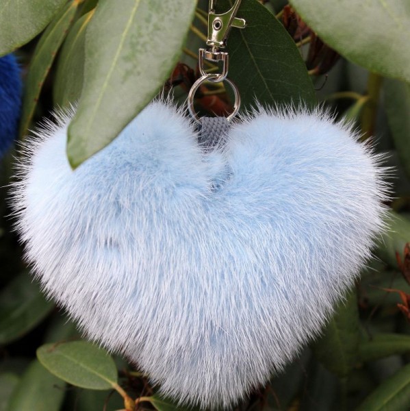 Dreamlike hearts in mink